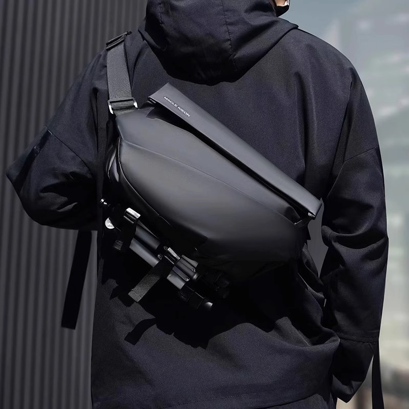 Trendy Men's Commuter Chest Ba - Waterproof Cycling Commute recension och pris